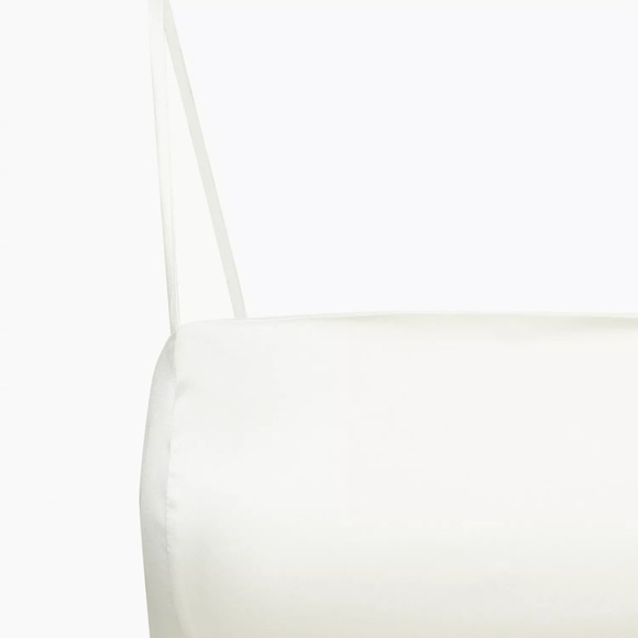 Aritzia | Sunday Best Shimmer Satin Camisole - Picture 5 of 9